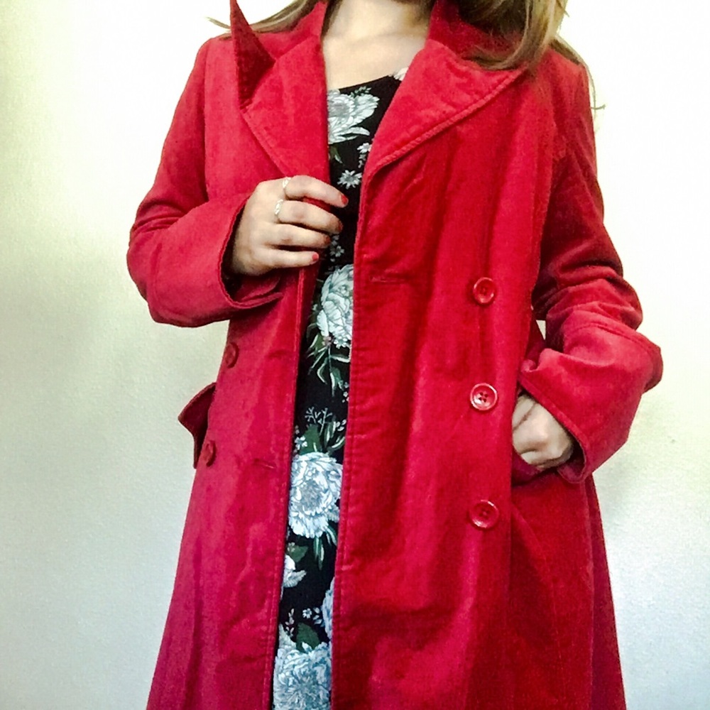 NEWPORT NEWS ^ Bold Velvet Maxi Coat